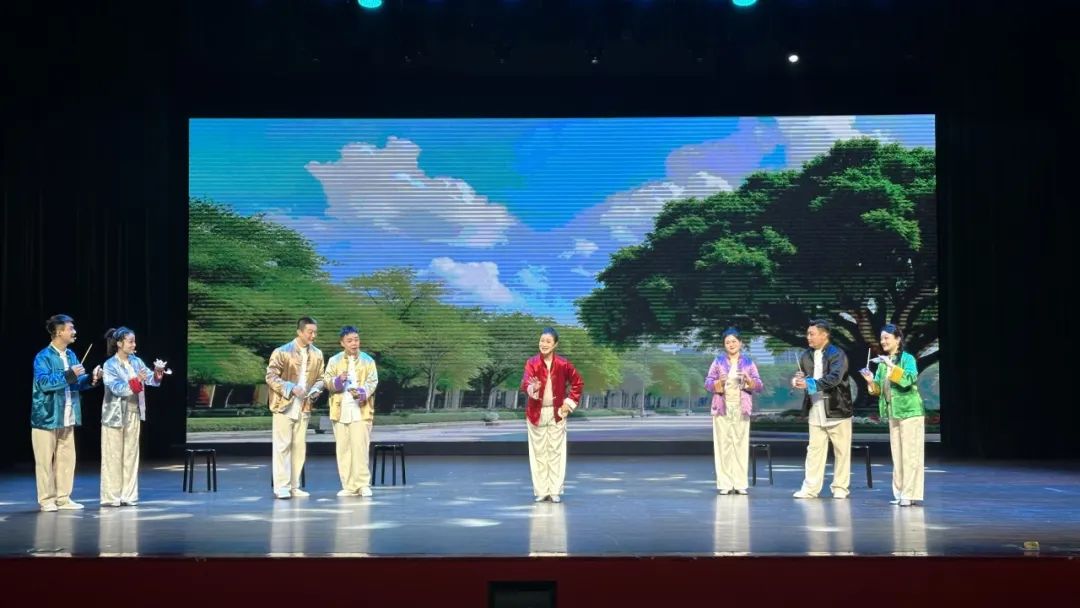 锦江区这场曲艺盛宴燃爆了——当千年蜀韵撞上“世运会”，老技艺玩出新花样