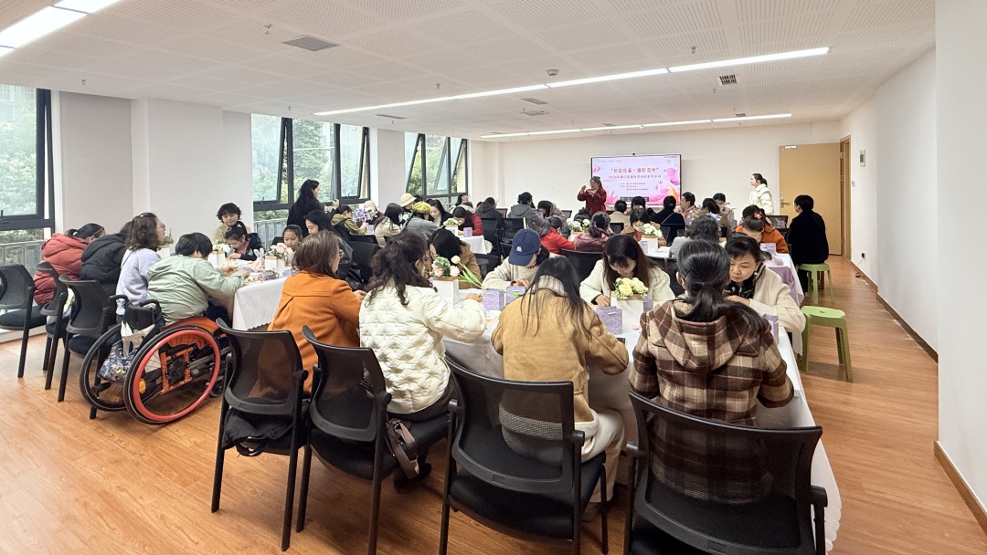 春和景明映匠心——锦江区“三八”节邀女性共赏螺钿流光